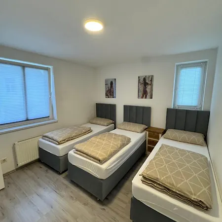 Apartment Alex 3 *